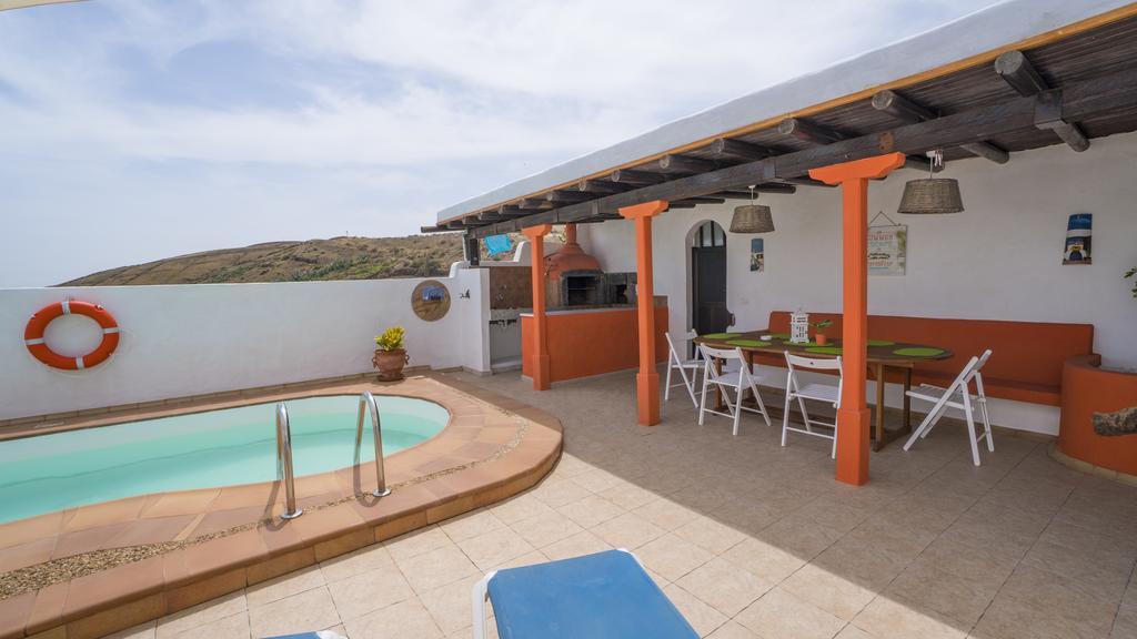 Villa With Amazing Views, Jacuzzi And Private Pool San Bartolomé Exterior foto